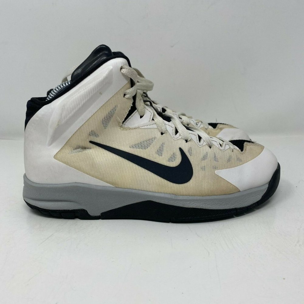Nike Boys Hyperquickness Basketball Shoes 6Y